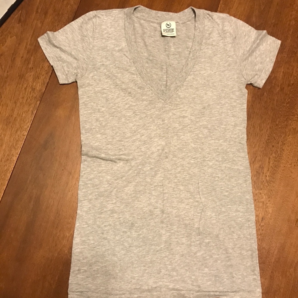VICTORIA'S SECRET. PINK. Gray V-Neck. XS.